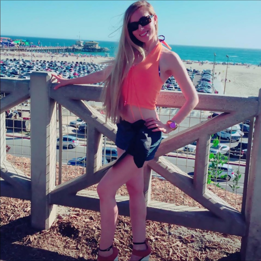 Top - Picture 3 of 6